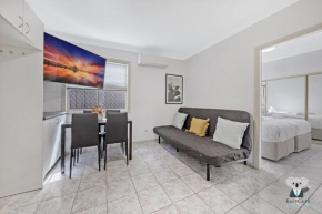 Fairfield 1B Granny Flat Sleep up to 4 ppl, Fairfield